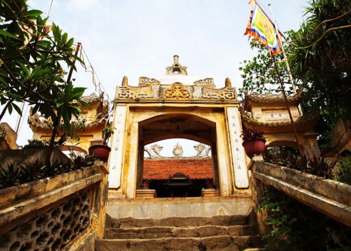 Đền Độc Cước địa điểm thu hút khách du lịch khi đến Sầm Sơn